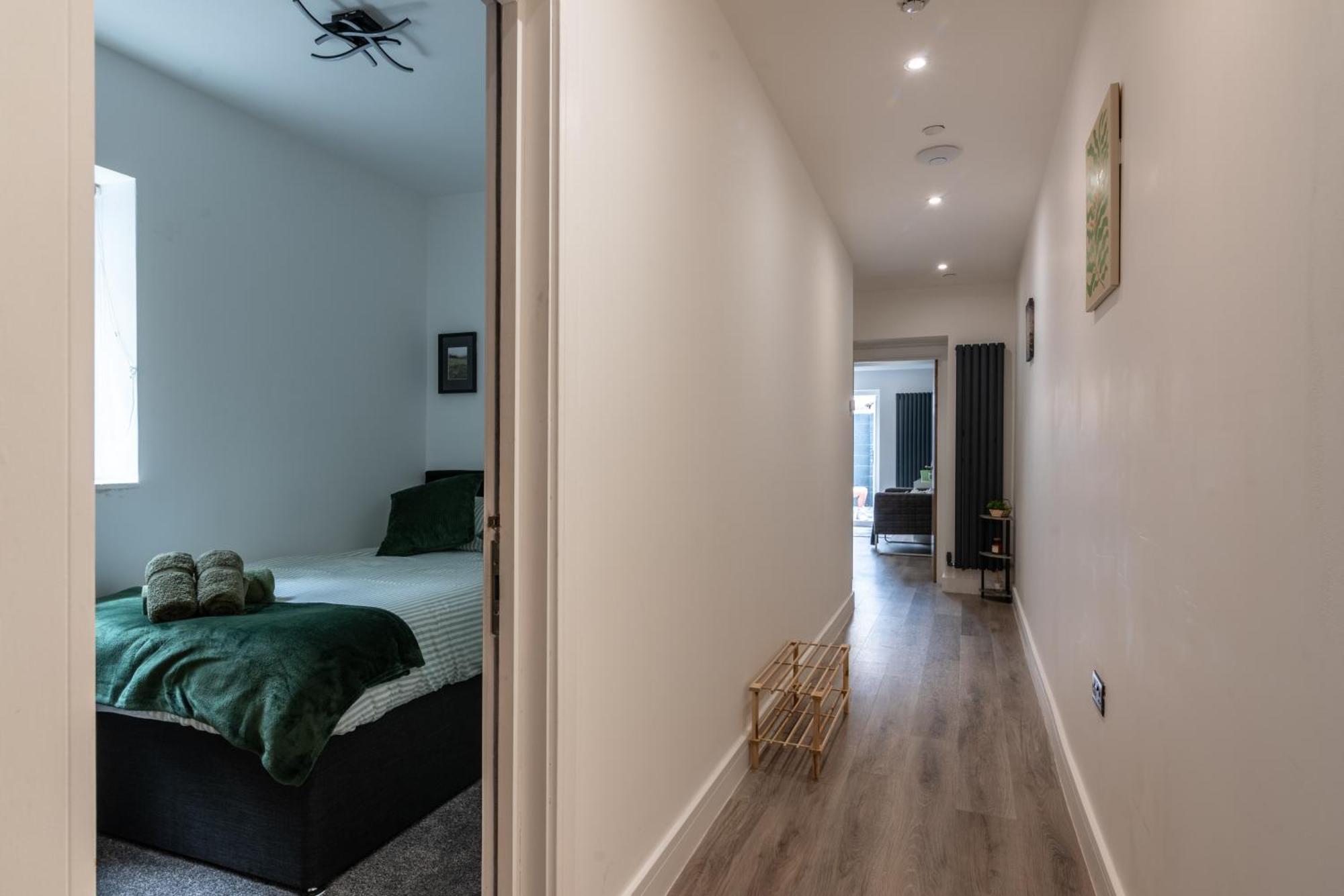 Luxury Apartments In Cardiff City Centre Екстер'єр фото