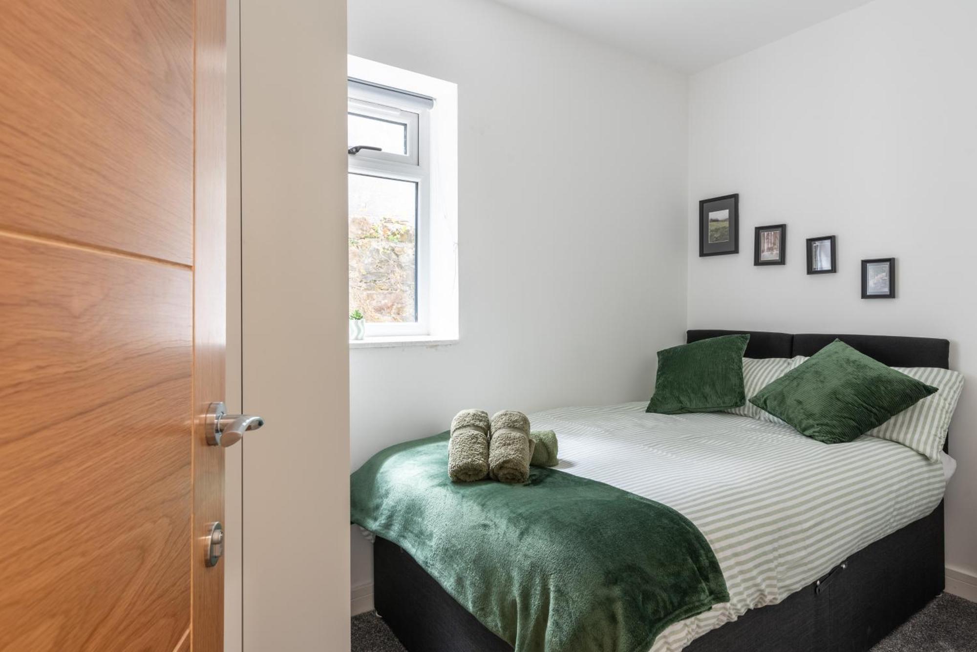 Luxury Apartments In Cardiff City Centre Екстер'єр фото