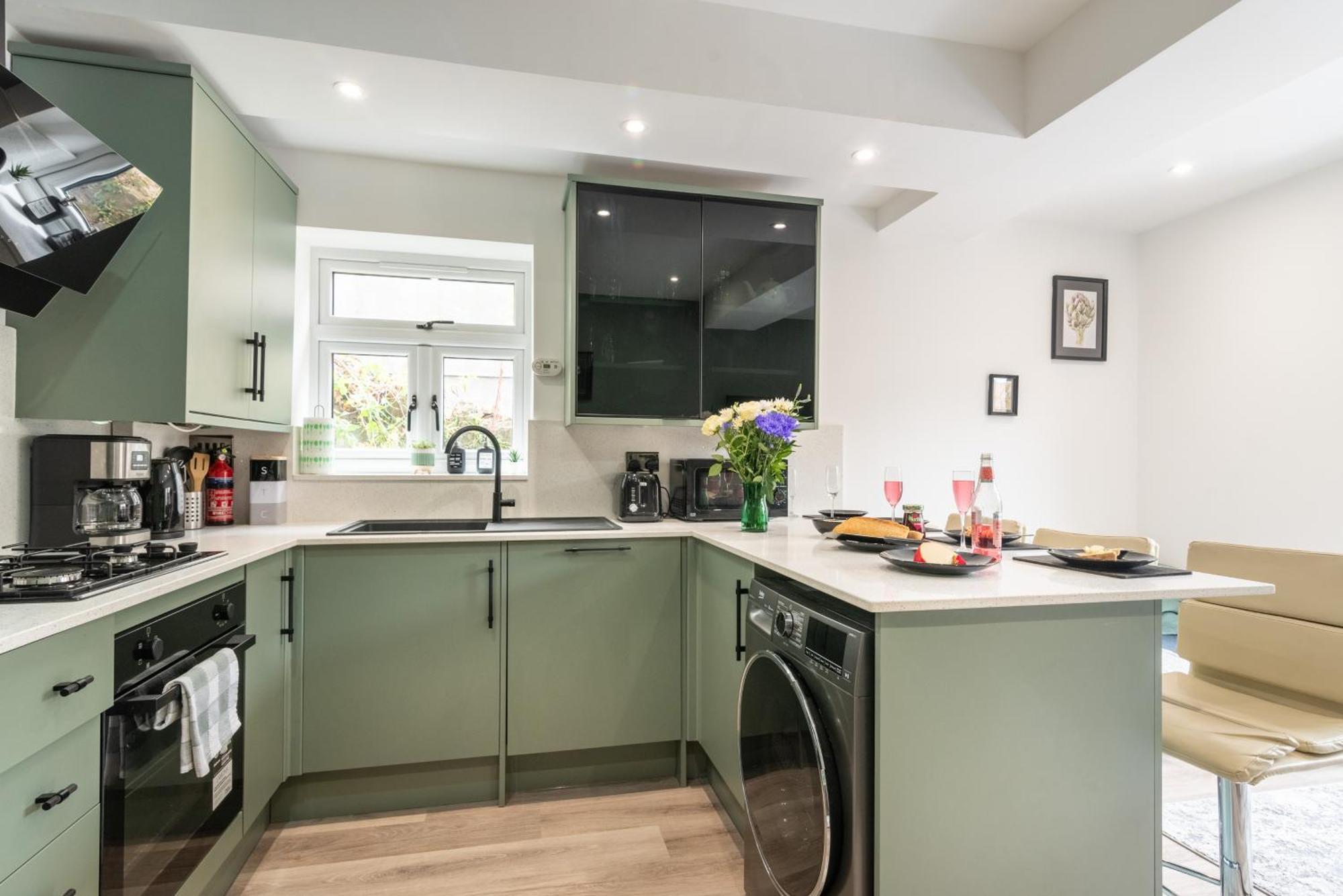 Luxury Apartments In Cardiff City Centre Екстер'єр фото