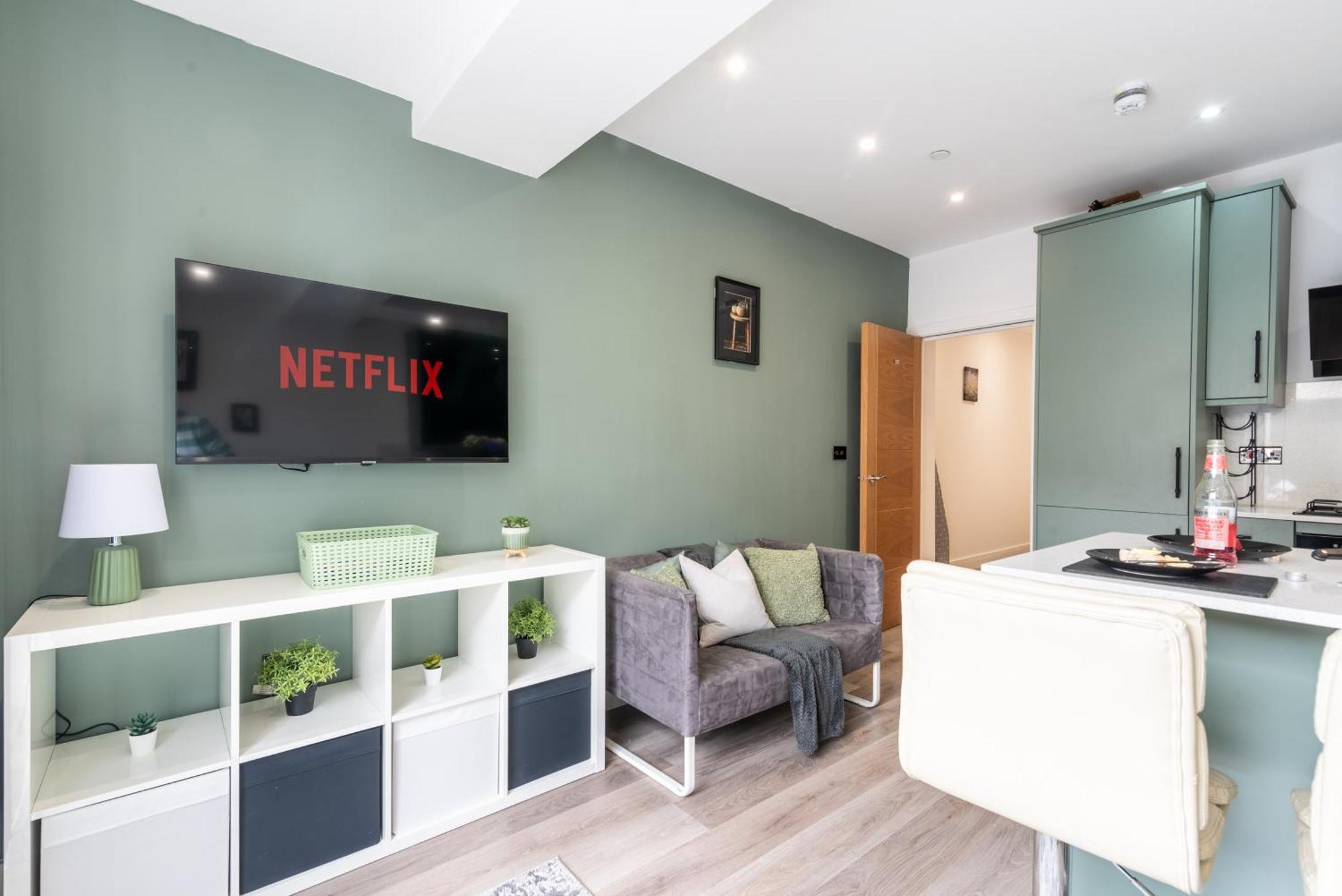 Luxury Apartments In Cardiff City Centre Екстер'єр фото