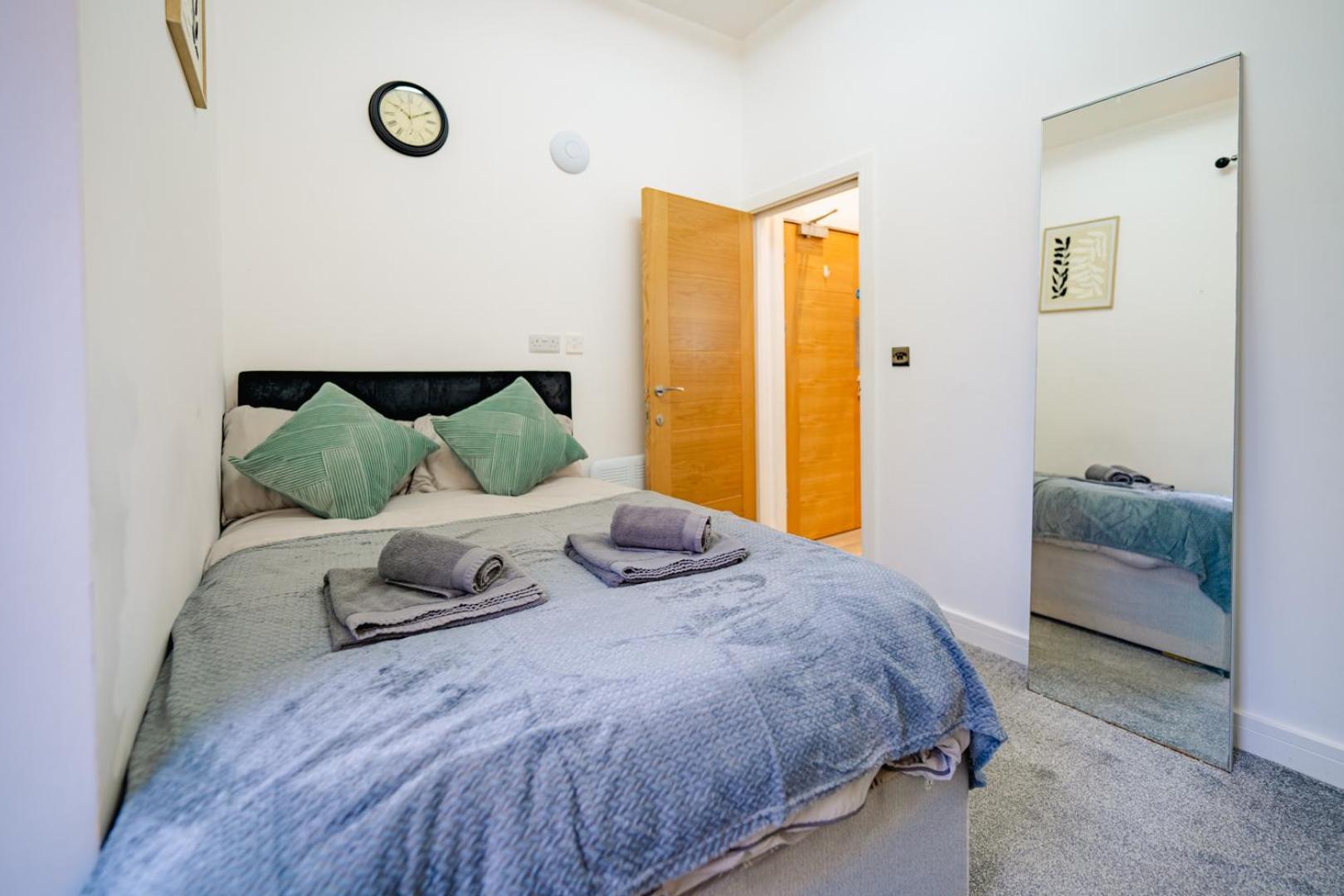 Luxury Apartments In Cardiff City Centre Екстер'єр фото