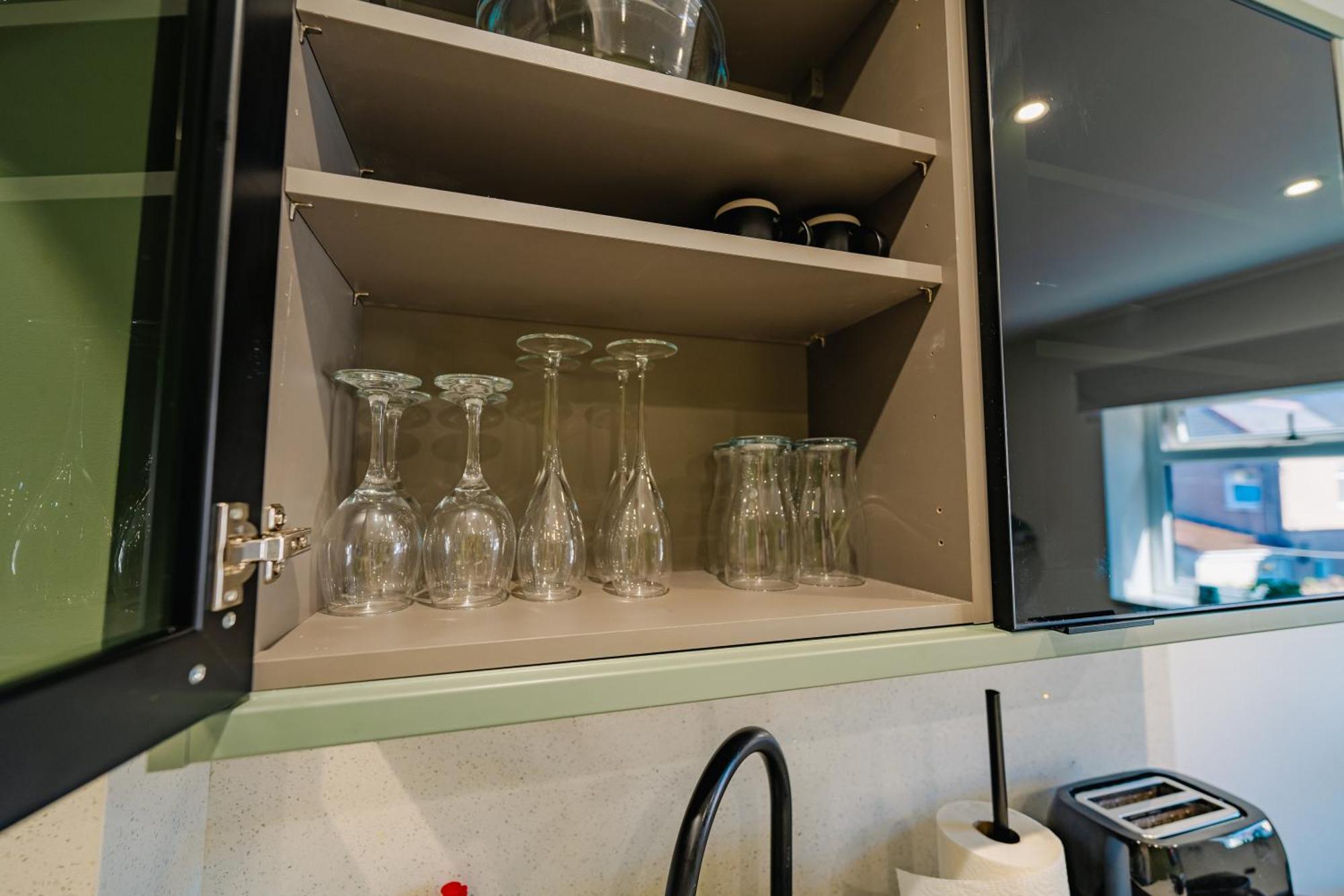 Luxury Apartments In Cardiff City Centre Номер фото